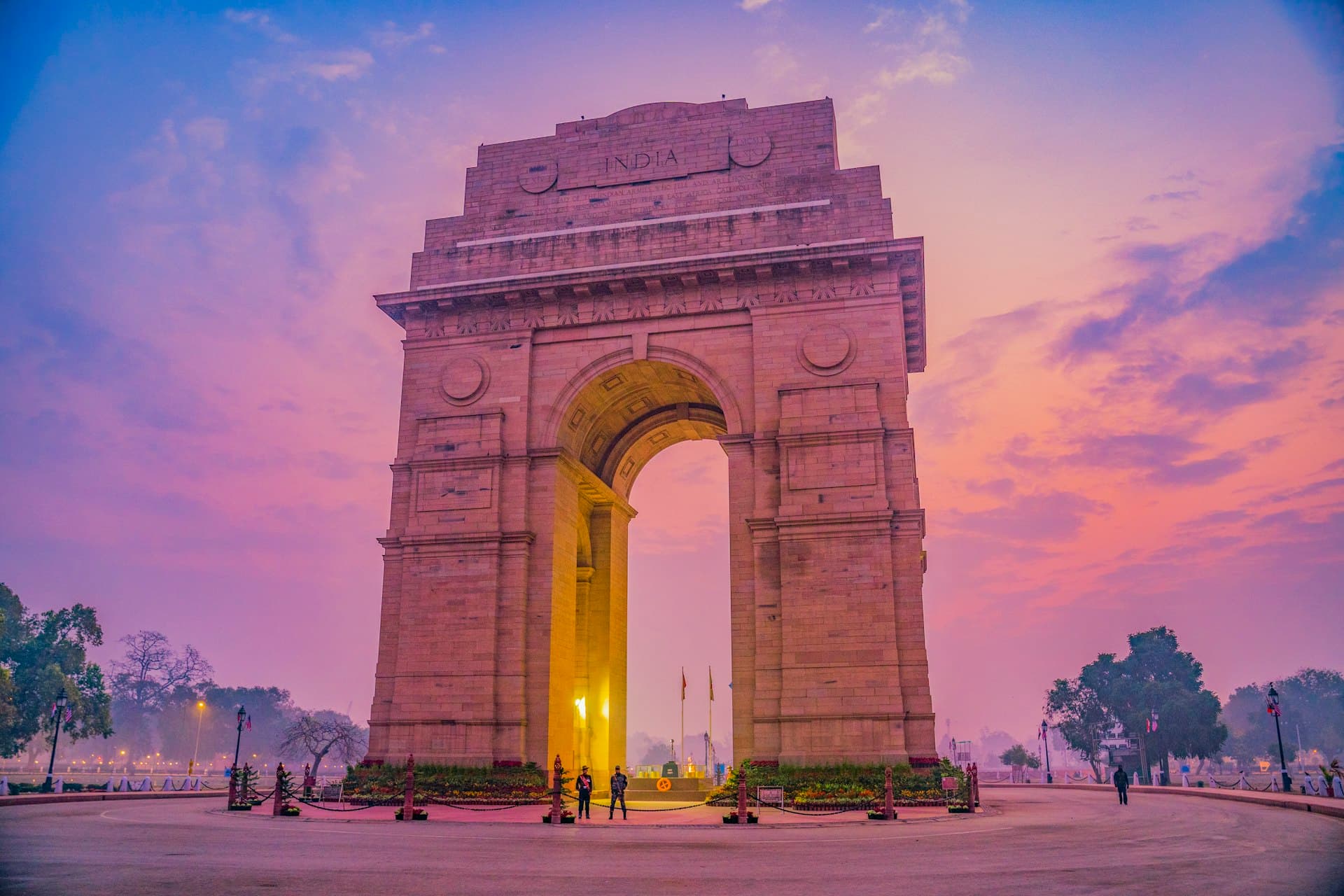 India Gate, New Delhi — Delhi NCR properties